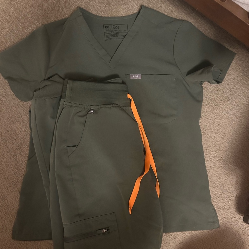 Figs Olive Green Scrub Set with Orange Drawstring Accent